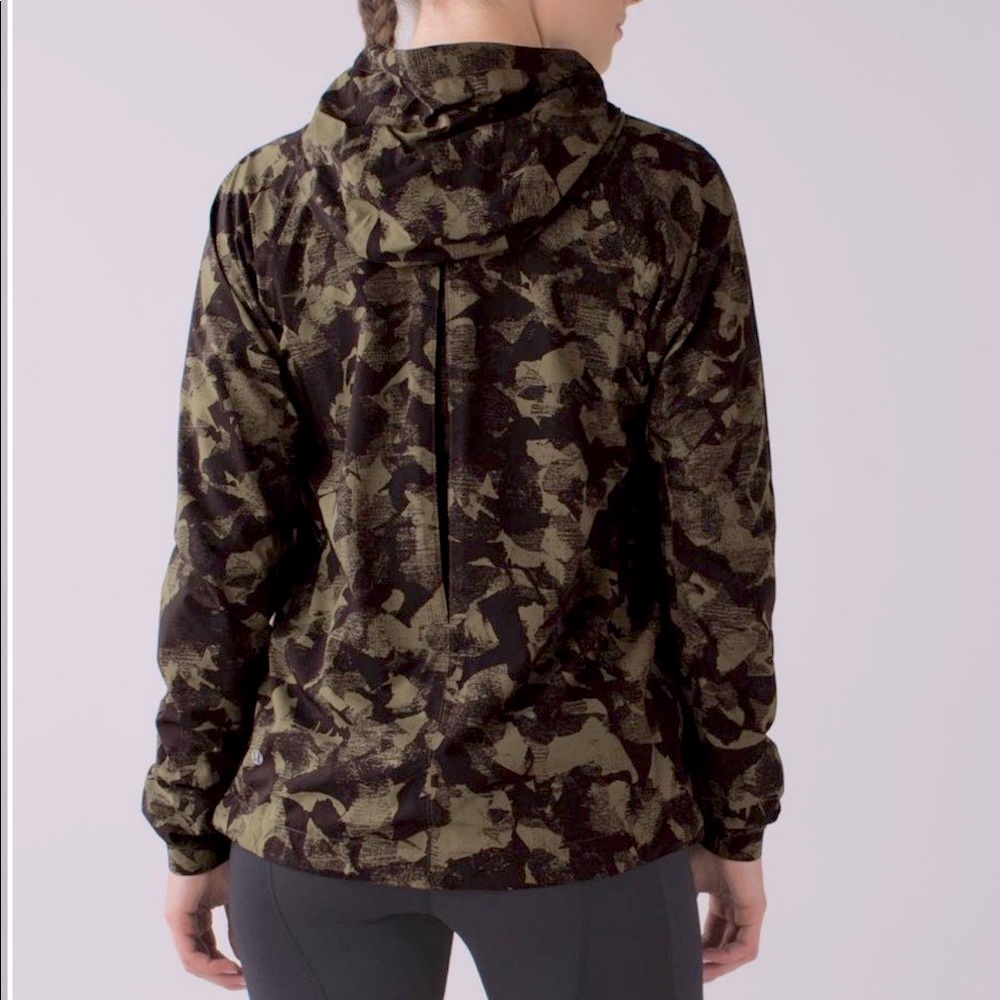 Lululemon Rise and shine ll jacket mystic jungle 2
